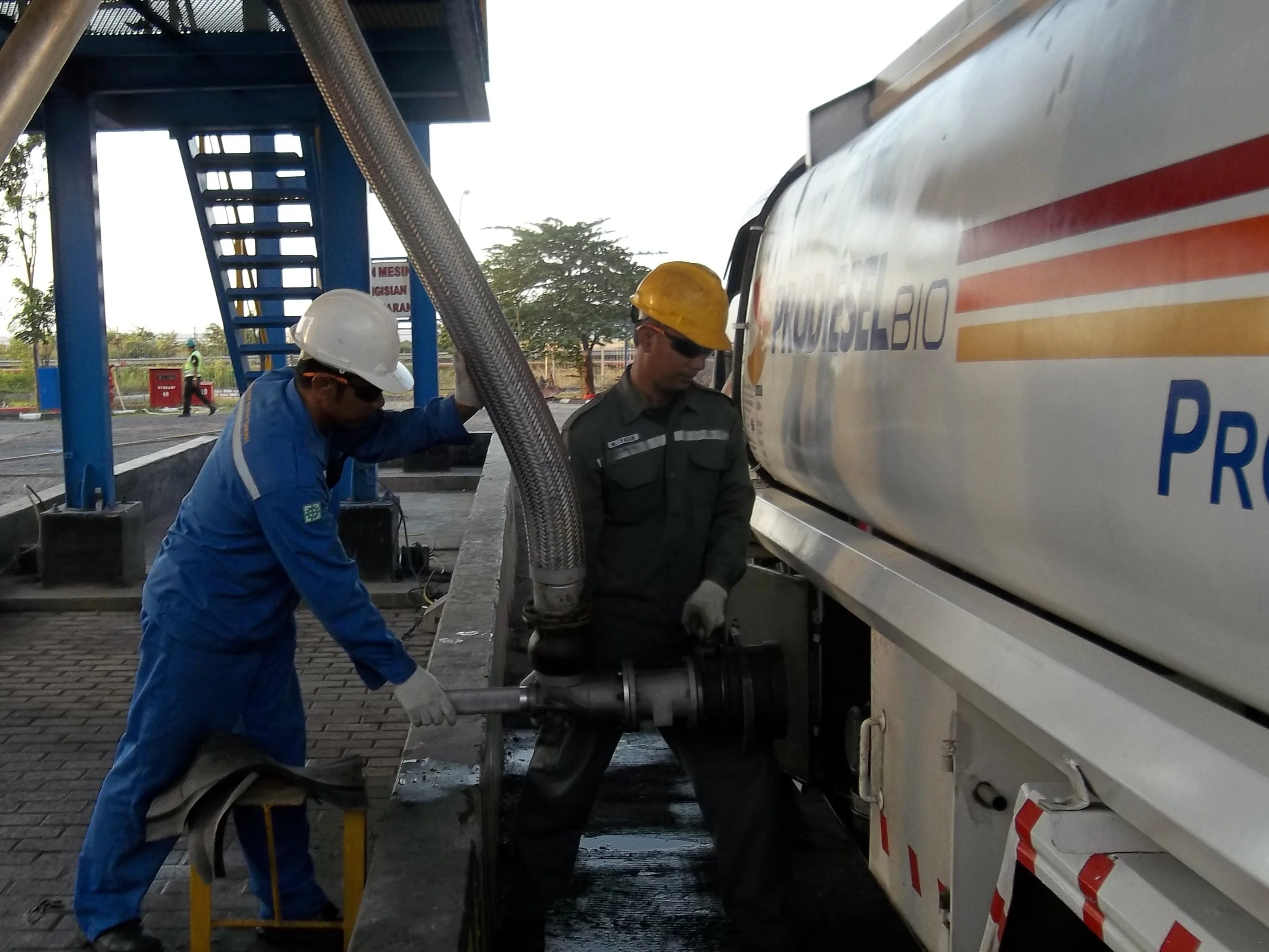 Dovechem Maspion Terminal's Loading Arm